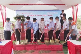 Nghi thức khởi công dự án. (Ảnh: TTXVN phát)
