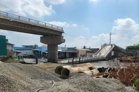 Cầu Cái Đôi Vàm có tổng mức đầu tư trên 54 đồng (trong đó giá trị xây lắp hơn 30 tỷ đồng), từ nguồn vốn ngân sách tỉnh Cà Mau. (Ảnh: TTXVN phát)
