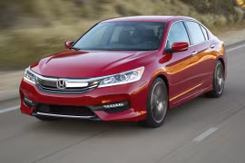 Mẫu xe Accord 2016 của Honda. (Nguồn: caranddriver.com)