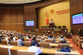 Một phiên họp trong kỳ họp 10, Quốc hội khóa XIII. (Nguồn: TTXVN)