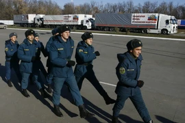 NATO: Nga tăng binh sĩ và trang thiết bị dọc biên giới Ukraine 