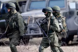 NATO: Nga vẫn có khoảng 1000 lính ở miền đông Ukraine 