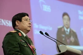 BT Phùng Quang Thanh: Trung Quốc phải lập tức rút giàn khoan