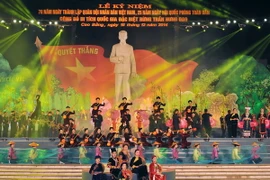 Lễ kỷ niệm 70 năm Ngày thành lập QĐND Việt Nam tại Cao Bằng 