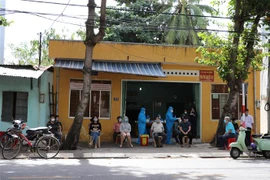 Xét nghiệm COVID-19 tại Phú Yên. (Ảnh minh họa: Phạm Cường/TTXVN)