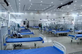 Trung tâm Hồi sức tích cực bệnh nhân COVID-19 tại Long An được trang bị hệ thống giường ICU với nhiều thiết bị, máy móc hiện đại. (Ảnh: Bùi Giang/TTXVN)