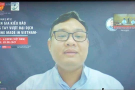 Tiễn sỹ Đỗ Minh Sĩ, Giám đốc nghiên cứu phát triển Công ty CP Công nghệ sinh học dược Nanogen, đơn vị nghiên cứu, sản xuất, thử nghiệm vaccine Nanocovax phát biểu. (Ảnh: Lâm Khánh/TTXVN)