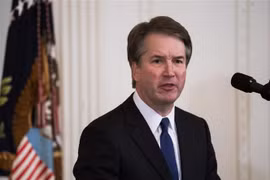 Thẩm phán Brett Kavanaugh sau khi được Tổng thống Donald Trump đề cử làm thẩm phán Tòa án Tối cao Mỹ tại Washington, DC, ngày 9/7. (Nguồn: EPA/ TTXVN)