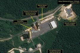 Các hoạt động tháo dỡ tại bãi thử tên lửa Sohae của Triều Tiên. (Ảnh: Yonhap/TTXVN)