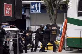Cảnh sát đặc nhiệm Philippines tham gia cuộc diễn tập chống khủng bố ở thủ đô Manila. (Ảnh: AFP/TTXVN)