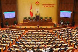 Quốc hội biểu quyết thông qua Nghị quyết bầu Chủ tịch nước với 469 phiếu tán thành (tương ứng 96,70%). (Ảnh: Dương Giang/TTXVN)