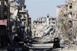 Cảnh đổ nát do xung đột ở Raqqa, Syria. (Ảnh: IRNA/ TTXVN)