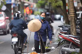 Những lao động phi chính thức tại các thành phố lớn đang bị ảnh hưởng nặng nể bởi COVID-19. (Ảnh minh họa: Thanh Tùng/TTXVN)