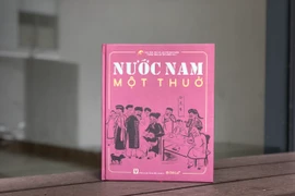 Sách do Công ty Omega Plus và Nhà xuất bản Mỹ thuật ấn hành, giá bìa 248.000 đồng. (Ảnh: PV/Vietnam+)