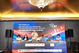 Ông Hồ Anh Tuấn, Chủ tịch Hiệp hội Phát triển văn hóa doanh nghiệp Việt Nam (VNABC) phát biểu tại buổi gặp gỡ báo chí. (Ảnh: Minh Thu/Vietnam+)