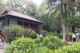 Nhà sàn Bác Hồ trong Khu Di tích Chủ tịch Hồ Chí Minh tại Phủ Chủ tịch. (Ảnh: Minh Thu/Vietnam+)