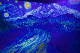 Đắm mình trong 'Đêm đầy sao' của Van Gogh tại Bảo tàng nghệ thuật đa giác quan