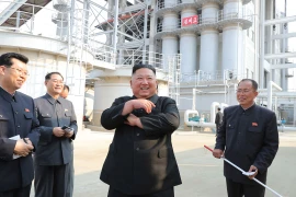 Truyền thông Triều Tiên hôm 2/5 đã đưa tin về hoạt động mới nhất của nhà lãnh đạo Kim Jong-un. (Nguồn: SBS)