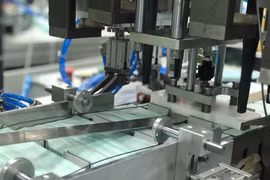 Sản xuất khẩu trang y tế tại Thái Lan. (Nguồn: PRD)