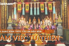 COVID-19: Cầu an giãn cách tại chùa, làm việc thiện để tự cầu an. (Ảnh: Minh Anh/Vietnam+)