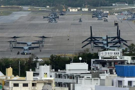 Máy bay Osprey tại căn cứ Hải quân Mỹ Futenma ở Ginowan, tỉnh Okinawa, Nhật Bản. (Ảnh: AFP/ TTXVN)