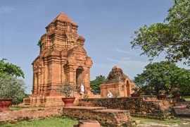 Tháp Pô Sah Inư của đồng bào Chăm. (Ảnh: Nguyễn Thanh/TTXVN)
