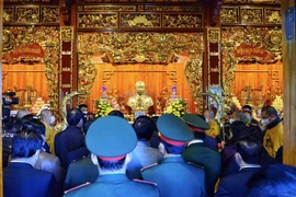 Lễ an vị Tượng thờ Đại tướng Võ Nguyên Giáp tại di tích Sở Chỉ huy Chiến dịch Điện Biên Phủ. (Ảnh: Xuân Tư/TTXVN)