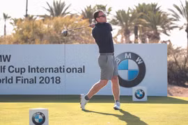 Phần thưởng cho 3 giải nhất là chuyến đi Nam Phi để tranh tài với 350 golfer không chuyên từ khắp nơi trên thế giới. (Ảnh: CTV)