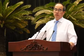 Bí thư Thành ủy Thành phố Hồ Chí Minh Nguyễn Thiện Nhân phát biểu chỉ đạo hội nghị. (Ảnh: Trần Xuân Tình/TTXVN)