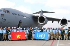 Hình ảnh lực lượng gìn giữ hòa bình Việt Nam xuất quân đợt hai