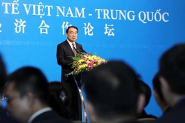 Ông Lý Bảo Đông, Tổng Thư ký Diễn đàn châu Á Bác Ngao phát biểu tại diễn đàn. (Ảnh: Lâm Khánh/TTXVN)