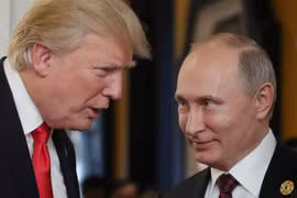 Tổng thống Nga Vladimir Putin và người đồng cấp Mỹ Donald Trump. (Nguồn: AFP)
