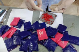 Tang vật một vụ bắt giữ ma túy. (Ảnh: TTXVN phát)