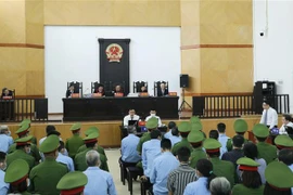 Quang cảnh phiên tòa. (Ảnh: Doãn Tấn/TTXVN)