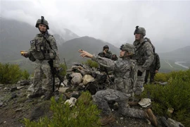 Binh sỹ Mỹ tham gia chiến dịch quân sự tại Nishagam, tỉnh Kunar, Afghanistan. (Ảnh: AFP/TTXVN)