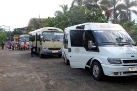 Xe đưa đón học sinh. Ảnh minh họa. (Ảnh: Đại Nghĩa/TTXVN)