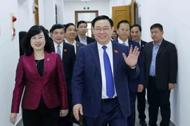 Chủ tịch Quốc hội Vương Đình Huệ thăm, làm việc tại Bộ Y tế