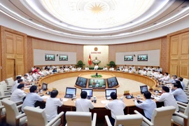 Thủ tướng Nguyễn Xuân Phúc chủ trì họp Chính phủ thường kỳ tháng 9