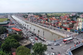 Toàn cảnh dự án đầu tư cải tạo, nâng cấp đường nối từ Cầu Lạng Am đến Cầu Nhân Mục, huyện Vĩnh Bảo. (Nguồn: TTXVN phát)