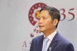 Bộ trưởng Bộ Công Thương Trần Tuấn Anh tại buổi trả lời phỏng vấn. (Ảnh: Hữu Kiên/TTXVN)