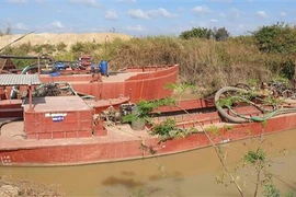 Tàu Đoàn Kết 6 (Đắc Lắk) vừa được cấp giấy chứng nhận đăng kiểm vào tháng 1/2020. (Ảnh: Hưng Thịnh/TTXVN)