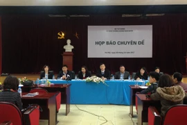 Họp báo chuyên đề “Một số giải pháp phát triển thị trường chứng khoán năm 2017,” ngày 9/3. (Ảnh: PV/Vietnam+)