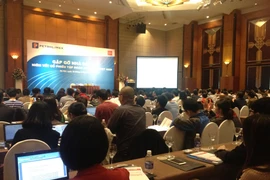 Petrolimex gặp gỡ nhà đầu tư trước thềm niêm yết .290 triệu cổ phiếu PLX trên HoSE, ngày 29/3. (Ảnh: PV/Vietnam+)