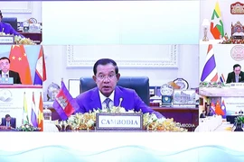 Thủ tướng Campuchia Samdech Techo Hun Sen phát biểu tại hội nghị. (Ảnh: Thống Nhất/TTXVN)