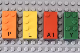 Các khối lego đặc biệt dành cho người mù. (Ảnh: Brickset)