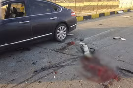 Hiện trường vụ sát hại ông Mohsen Fakhrizadeh. (Ảnh: Fars News/AP)