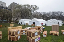 Mỹ muốn xây dựng hàng trăm bệnh viện dã chiến trên cả nước