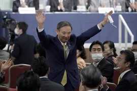 Tân Chủ tịch Đảng Dân chủ Tự do (LDP) cầm quyền Yoshihide Suga. (Ảnh: THX/TTXVN)
