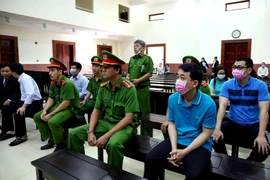 Các bị cáo tại phiên tòa ngày 10/2/2020. (Ảnh: Thành Chung/TTXVN)