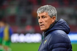 Tân HLV trưởng của Barcelona Quique Setien. (Ảnh: AFP)